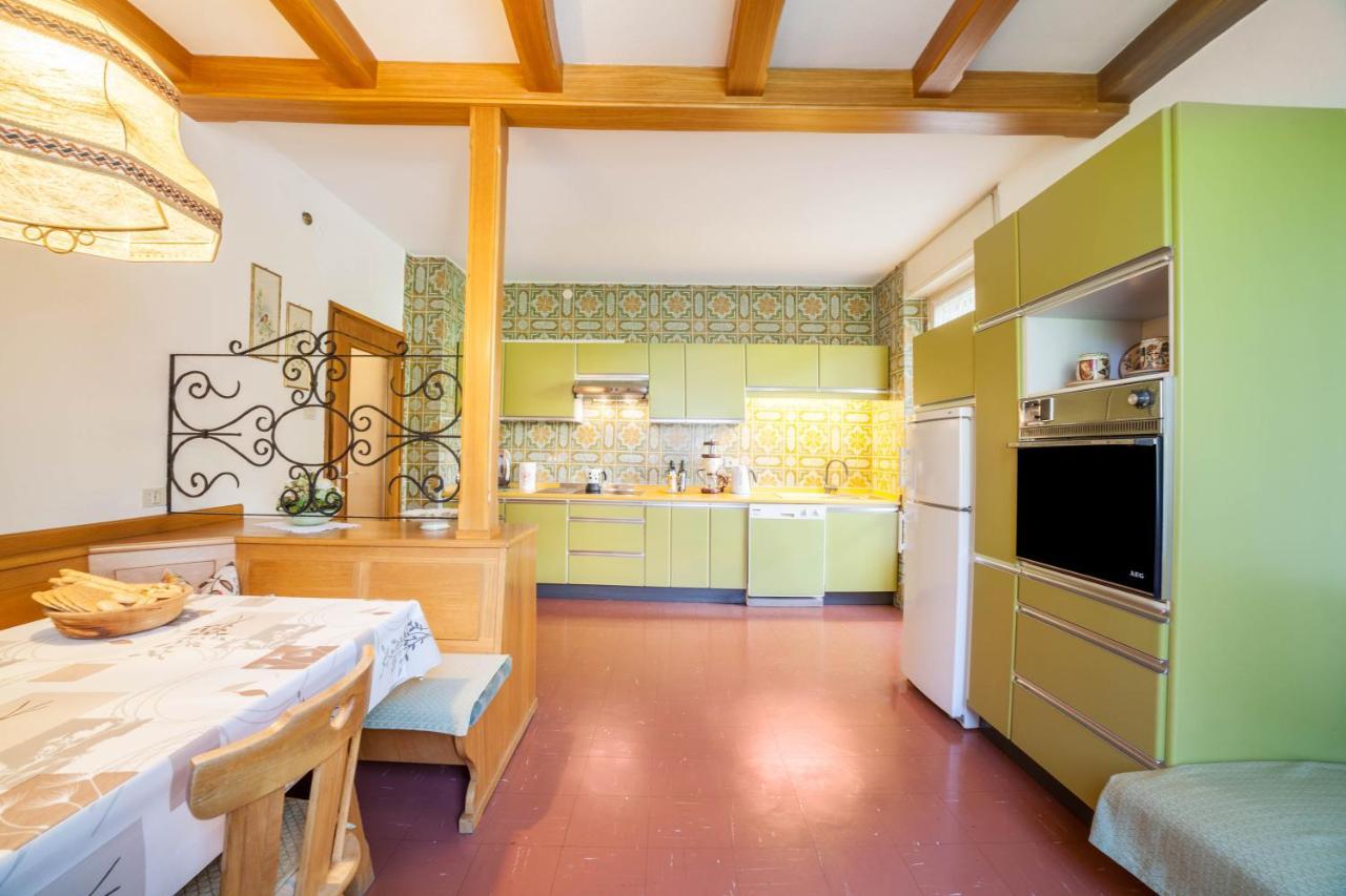 Villa Coris Ferienwohnung Palma Мерано Экстерьер фото